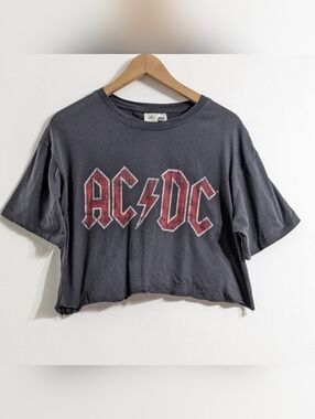 AC/DC Women's H&M Cropped Distressed Short Sleeve Graphic Band T-shirt, Size M